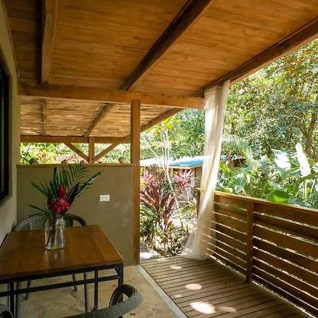 Feeling Trees Jungle Lodge Cabuya  Exterior photo
